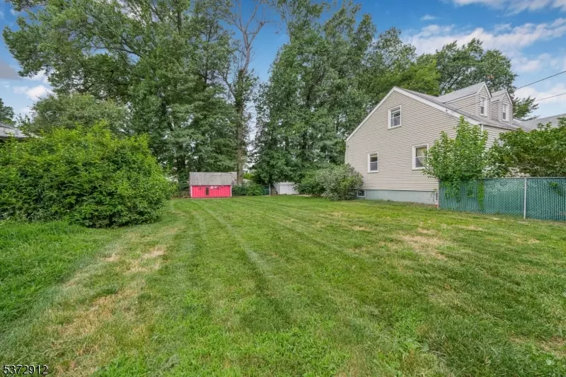 202 Hoover Pl, Union Twp., NJ 07083