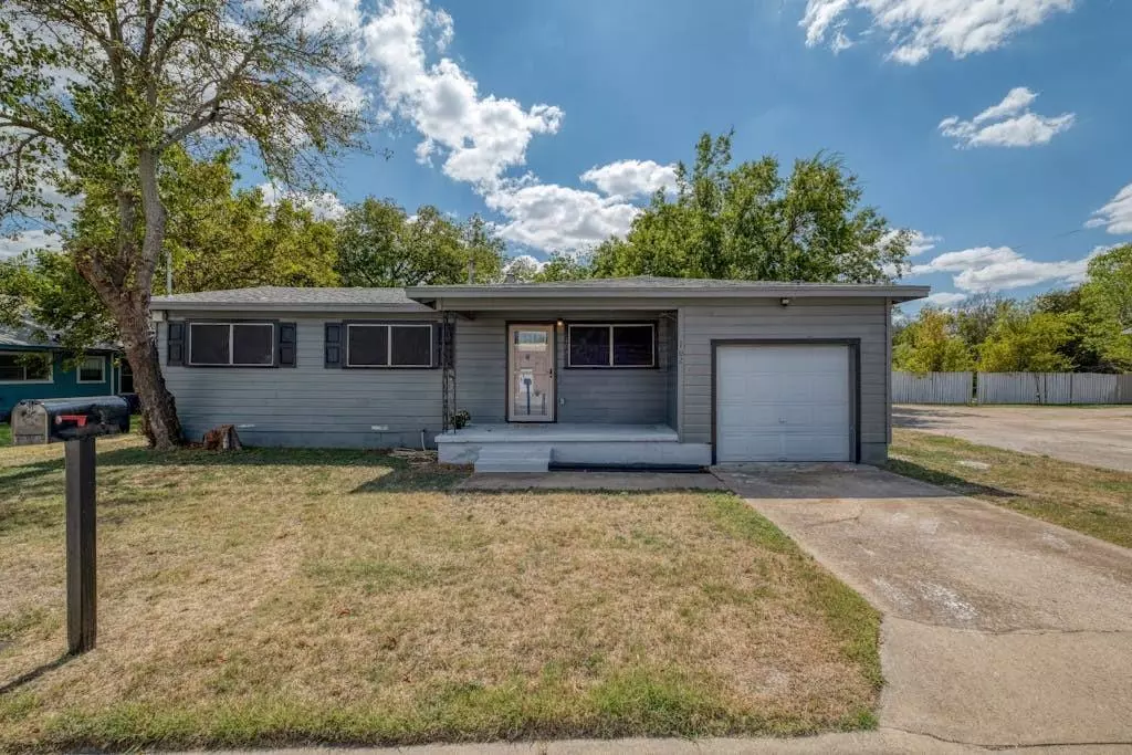 Copperas Cove, TX 76522,102 E Robertson Avenue