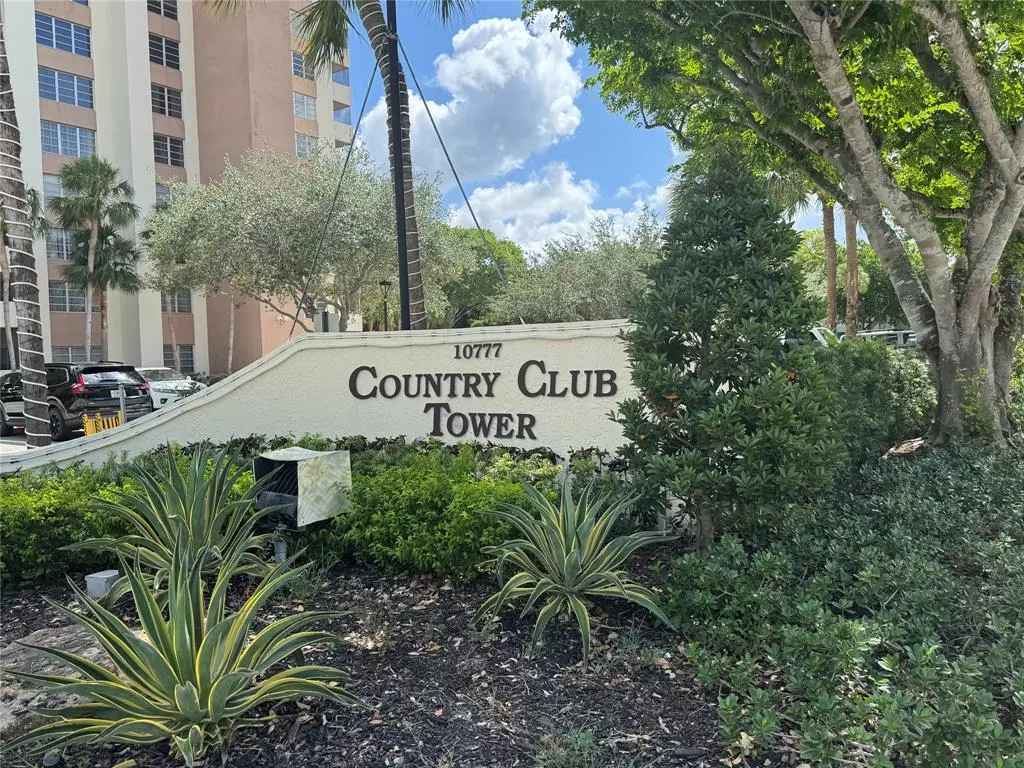 Coral Springs, FL 33065,10777 W Sample Rd #614