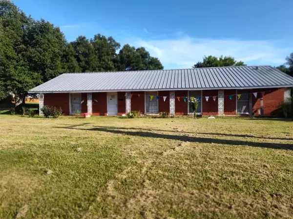 806 E Tyler Street, Mexia, TX 76667