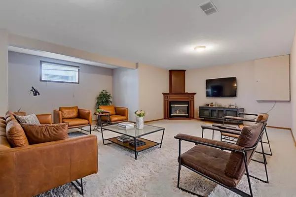 Calgary, AB T3L 2H5,48 Tuscany Village CT Northwest