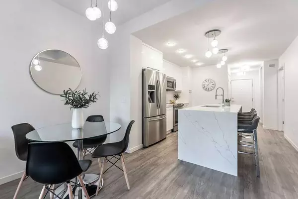 Calgary, AB T2S 3H6,317 22 AVE SW #301