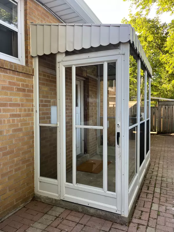 37 Nipigon AVE #Basement, Toronto C14, ON M2M 2V7