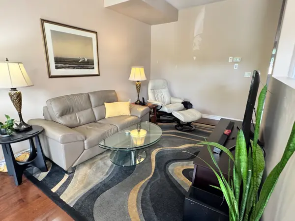 Kingston, ON K7K 0C8,835 Newmarket LN