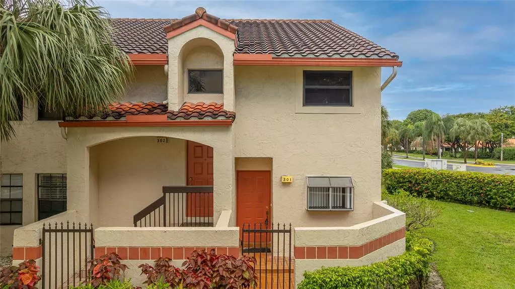301 Congressional Way #301, Deerfield Beach, FL 33442