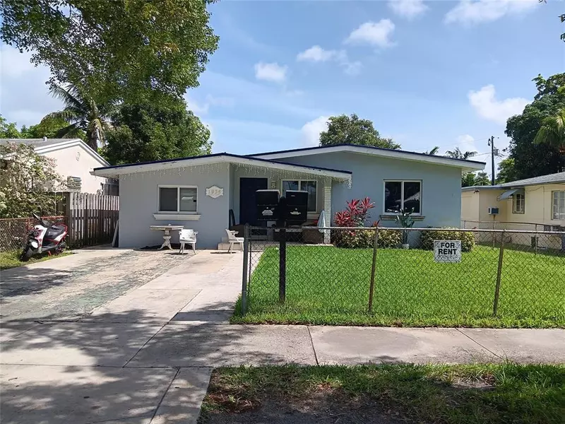 1935 Fletcher St, Hollywood, FL 33020