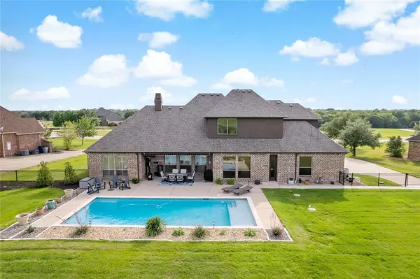 305 Pheasant Hill Drive, Mclendon Chisholm, TX 75032