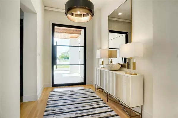 Westlake, TX 76262,1482 Forest Knoll Drive