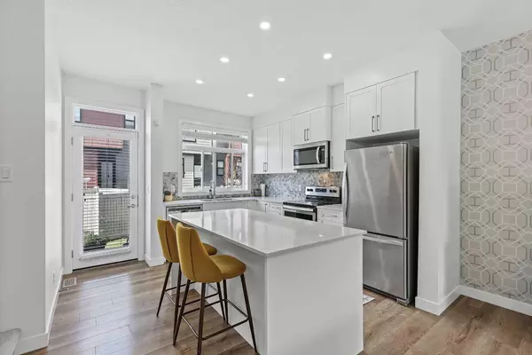 Calgary, AB T3P 1K4,1224 Sage Meadows GDNS Northwest