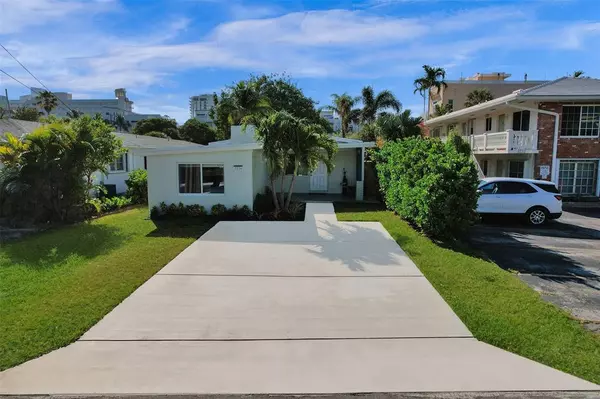 3236 NE 16th St, Pompano Beach, FL 33062