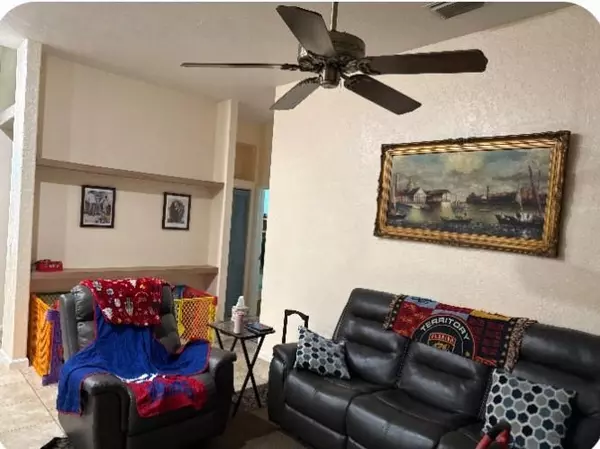Hollywood, FL 33026,2830 La Paz Ave