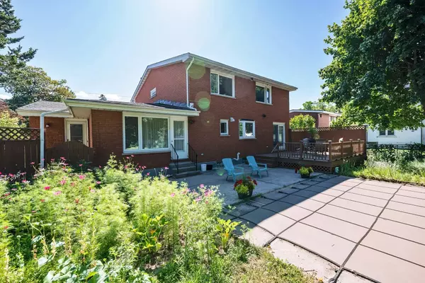 Kingston, ON K7L 4N4,16 Pembroke ST
