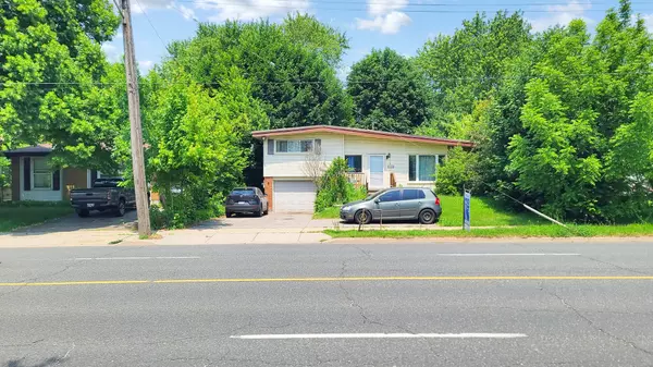 324 MOHAWK RD W, Hamilton, ON L9C 1W3