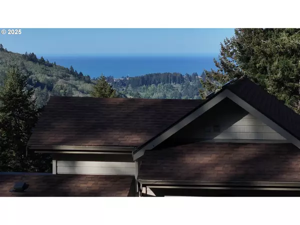 17265 MOUNTAIN DR, Brookings, OR 97415