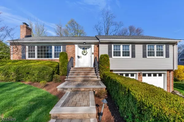55 High St, Summit City, NJ 07901