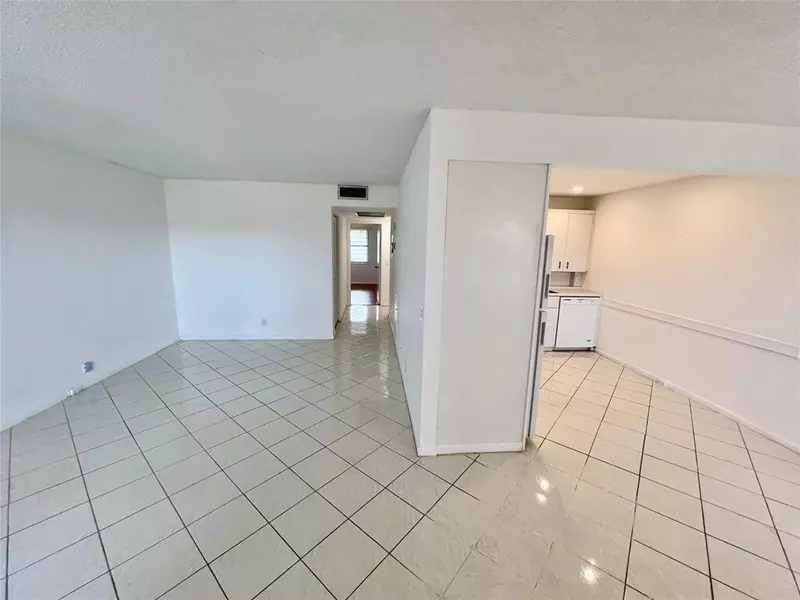 Boca Raton, FL 33434