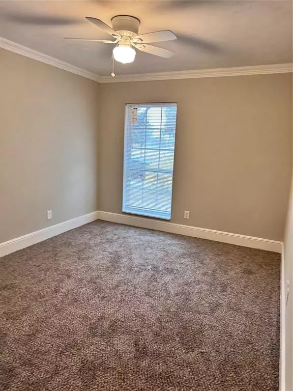 The Colony, TX 75056,4940 Arbor Glen Road
