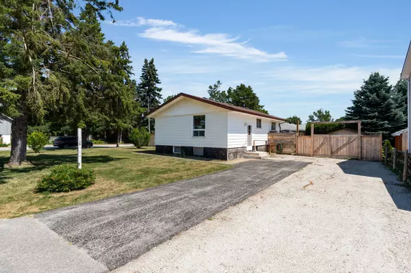 Clearview, ON L0M 1S0,203 Sutherland ST N