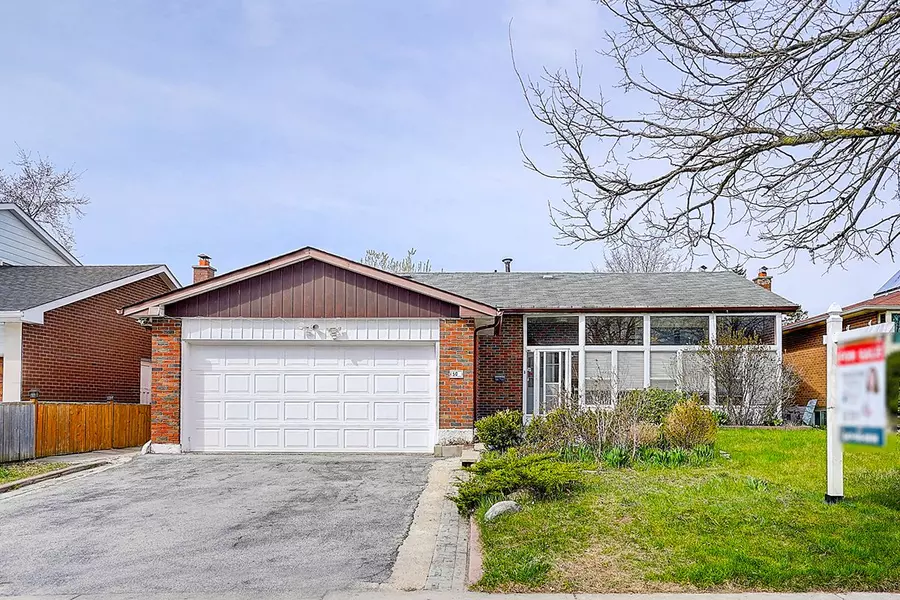 50 Glendower Circuit, Toronto E05, ON M1T 2Z4