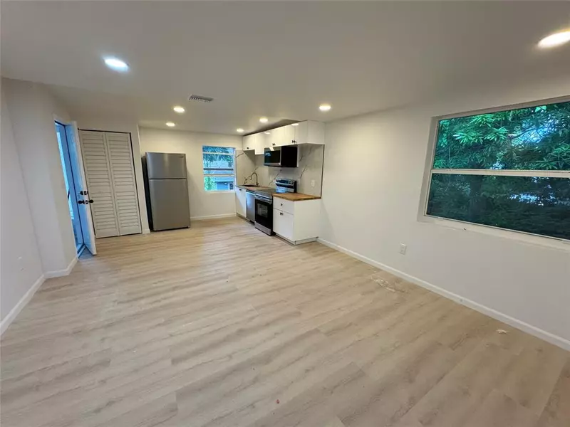 136 NE 60th St #4, Miami, FL 33137