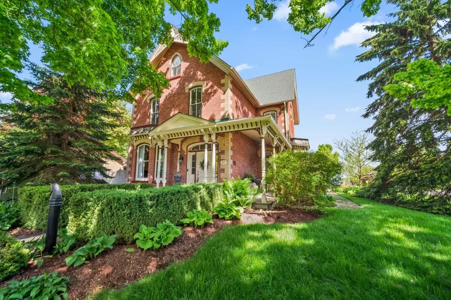 67 Zina ST, Orangeville, ON L9W 1E6