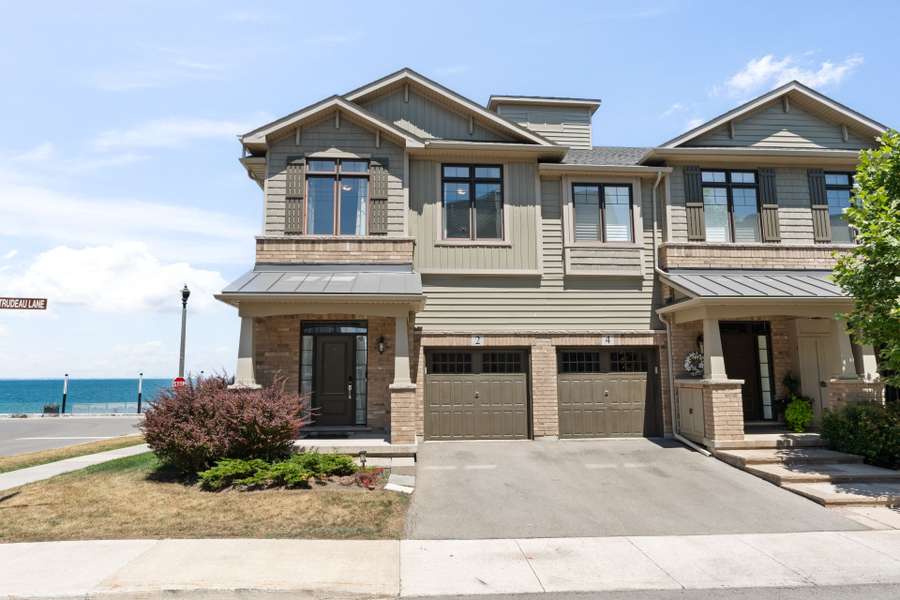 2 PIERRE TRUDEAU LN S, Grimsby, ON L3M 0H3
