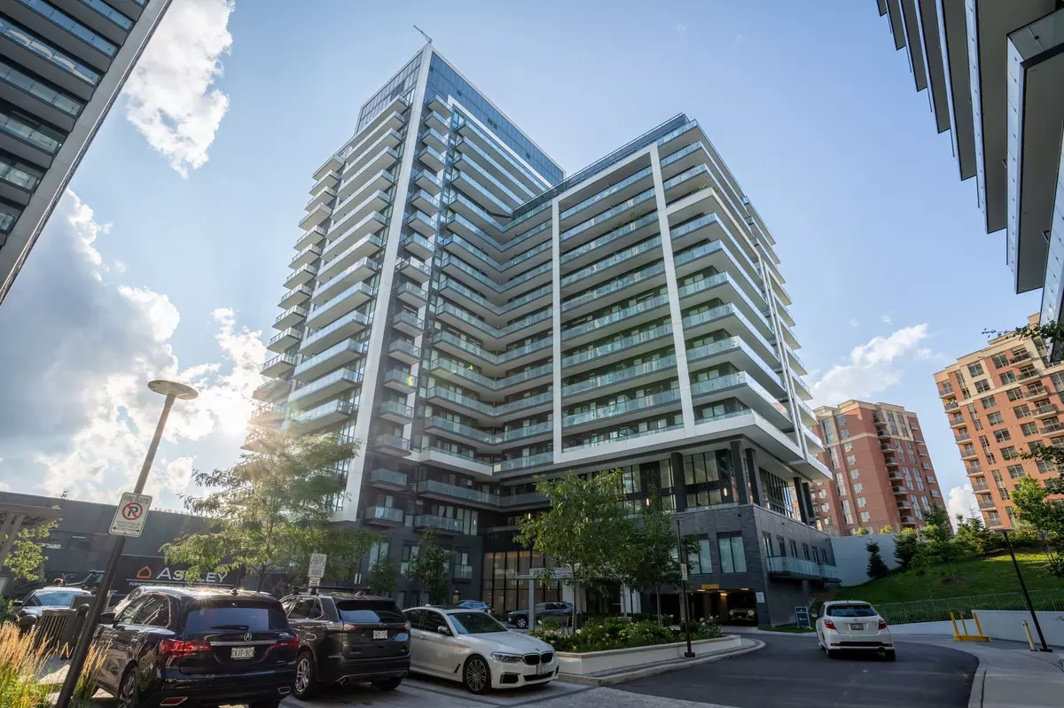 Richmond Hill, ON L4B 0H4,85 Oneida CRES #303