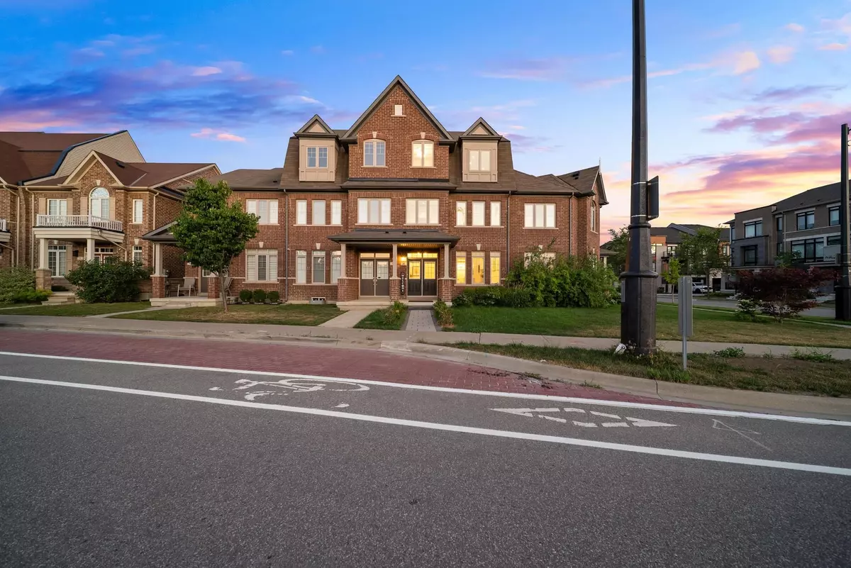 Vaughan, ON L4H 3Z7,49 East's Corners BLVD