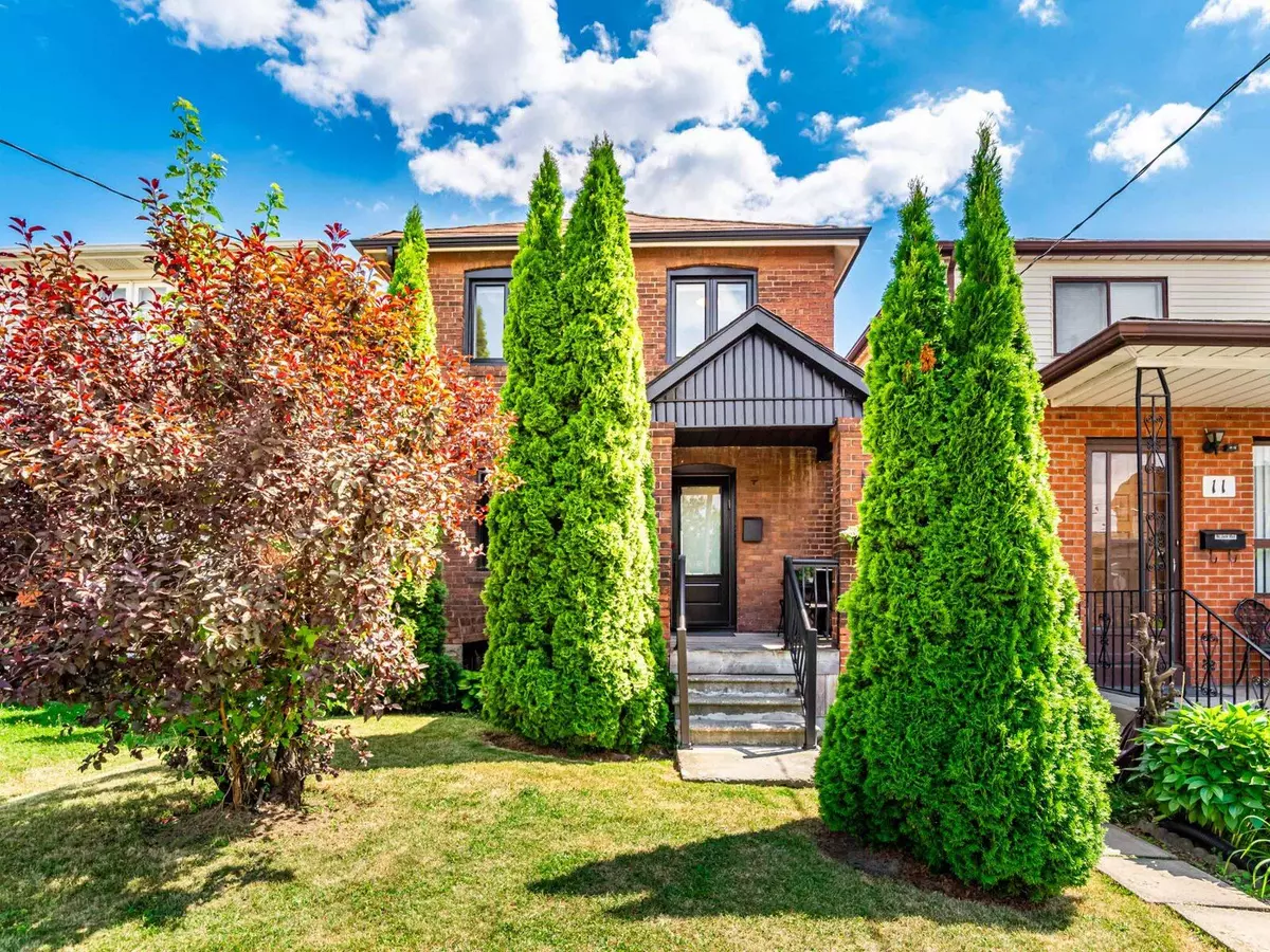 Toronto W03, ON M6E 1T6,9 Eversfield RD