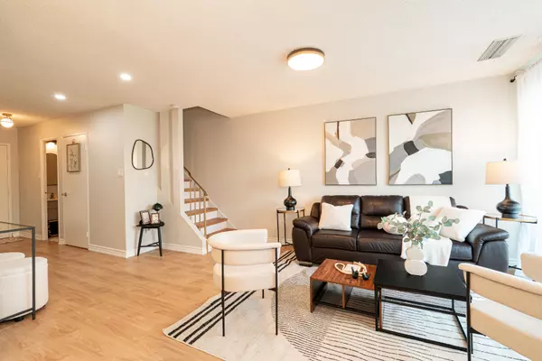 Toronto C15, ON M2H 3J9,4005 Don Mills RD #312