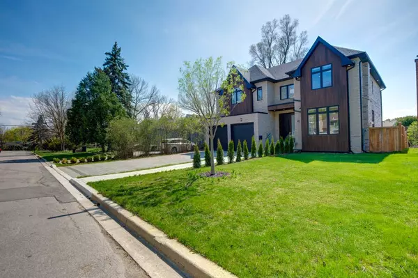 28 Ternhill CRES, Toronto C13, ON M3C 2E5