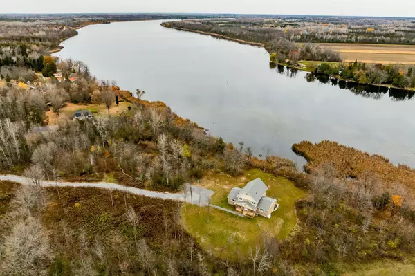 Montague, ON K0G 1N0,691 Rideau River RD
