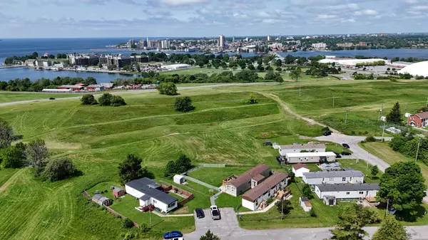 Kingston, ON K7K 5T5,30 Kapyong CRES