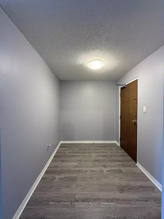 Kitchener, ON N2P 2A5,35 Green Valley DR #1214