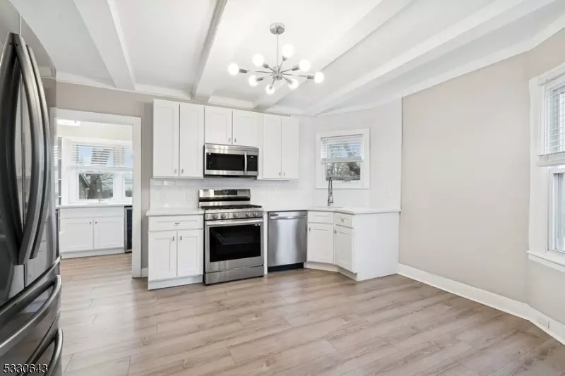 20 Lake Street, East Orange City, NJ 07017