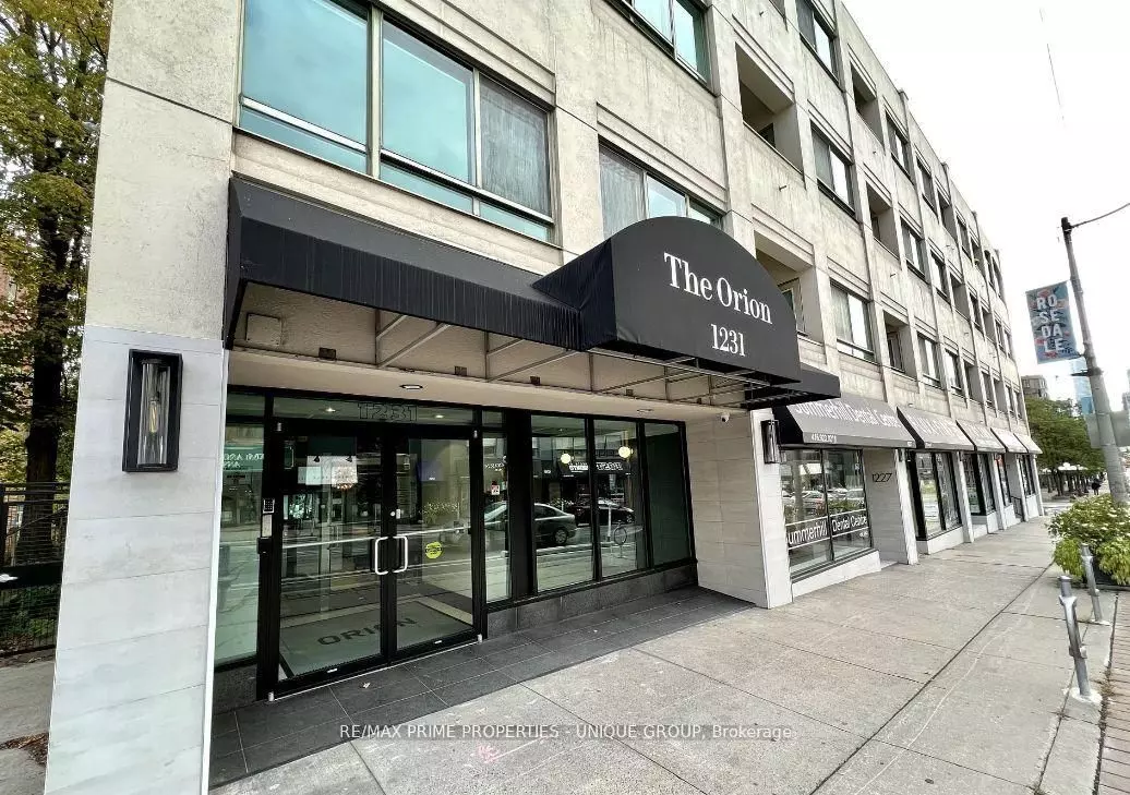 Toronto C09, ON M4T 2T8,1231 Yonge ST #208