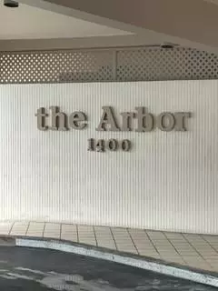 Pembroke Pines, FL 33026,1400 Saint Charles Pl #615