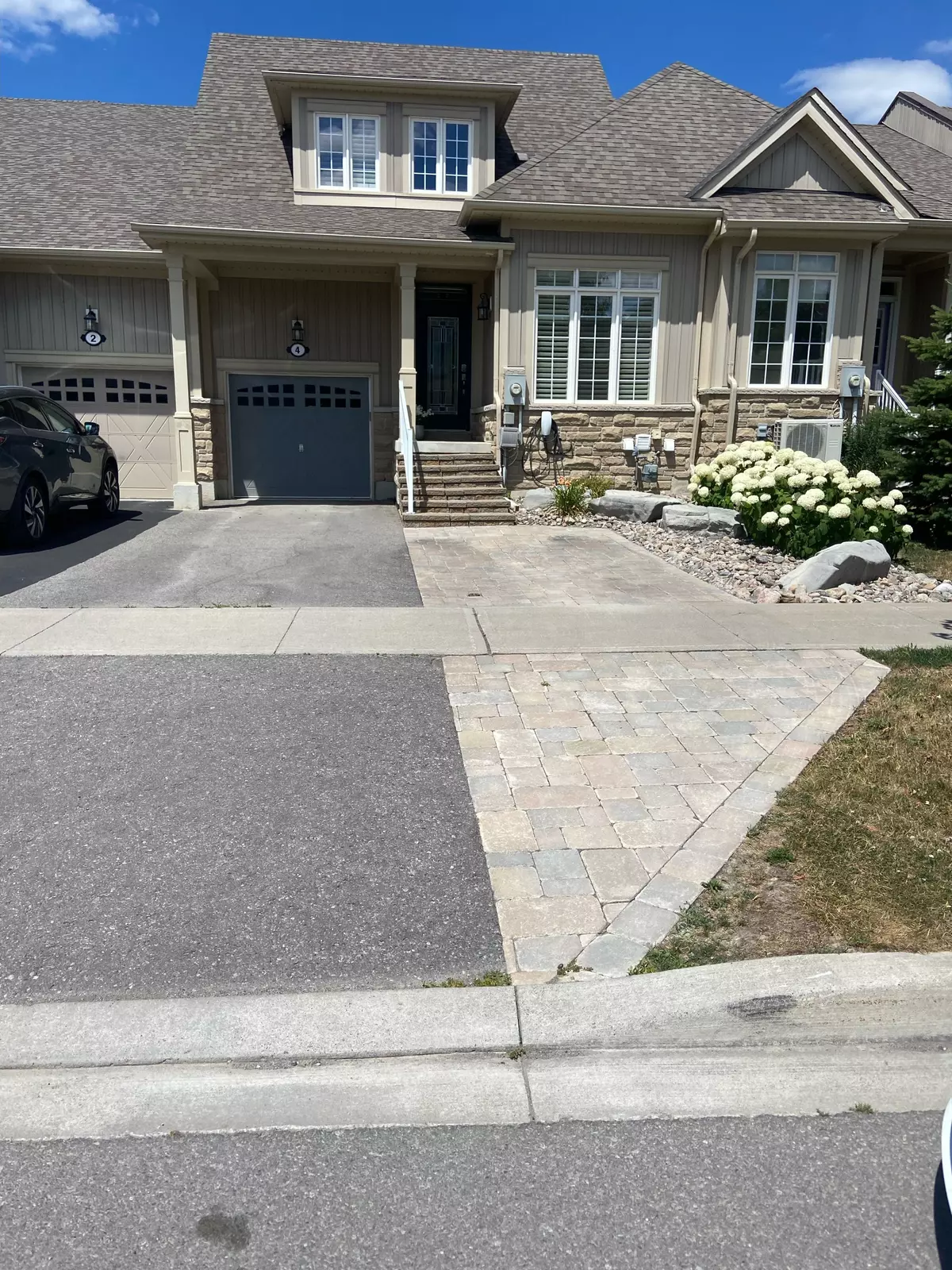 Kawartha Lakes, ON K9V 0L4,4 Deacon CRES