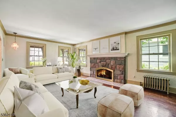 Millburn Twp., NJ 07041,49 Greenwood Drive