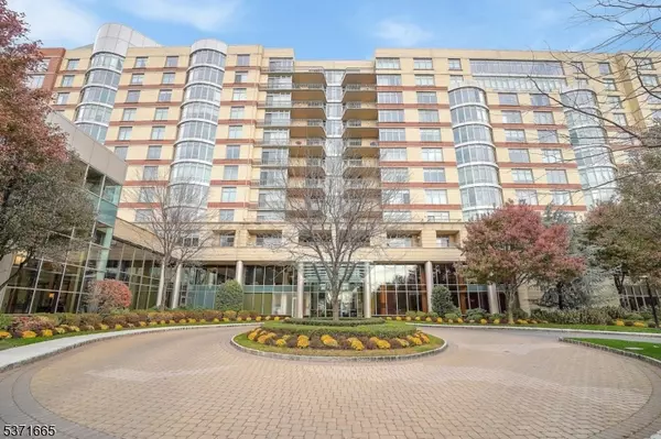 North Bergen Twp., NJ 07047,8100 River Rd #613