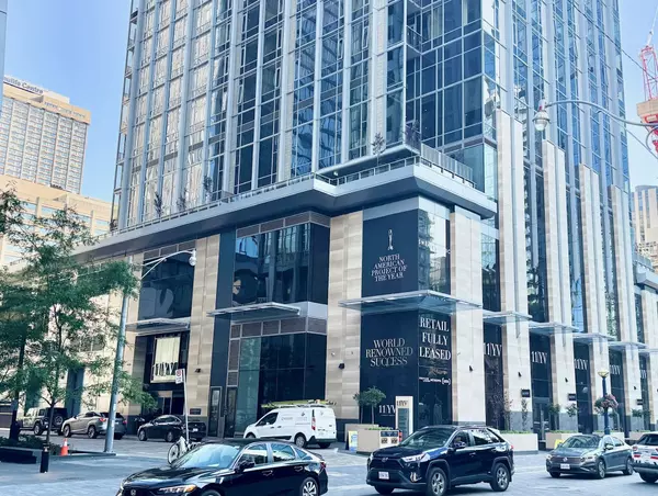 Toronto C02, ON M4W 0B7,11 Yorkville AVE #2305