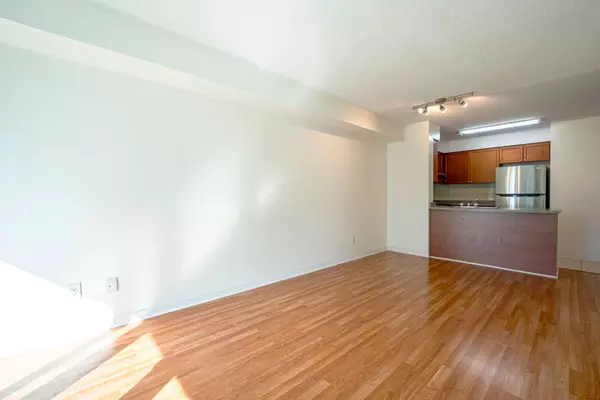 Toronto C07, ON M2N 5S2,5508 Yonge ST #1106