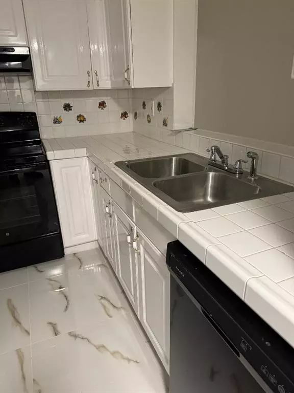 Coral Springs, FL 33065,4141 NW 90th Ave  #206