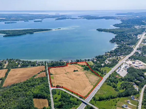 1894 Big Chief RD, Severn, ON L3V 6H3