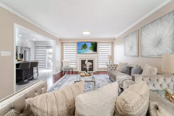 Brampton, ON L7A 2R9,8 Sweetwood CIR