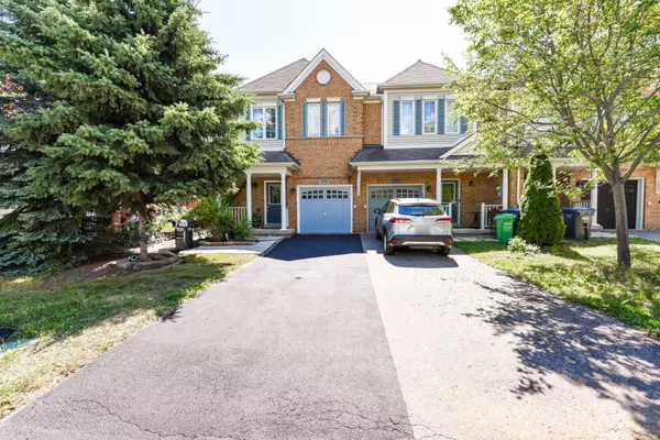 3970 Stardust DR, Mississauga, ON L5M 8A5