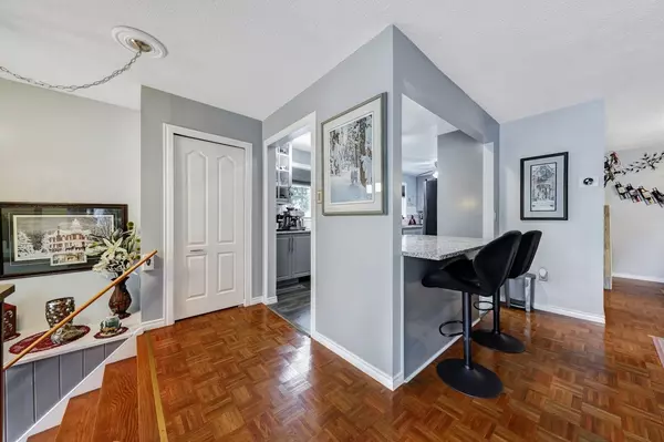 Mississauga, ON L5N 1Z2,7327 Joliette CRES