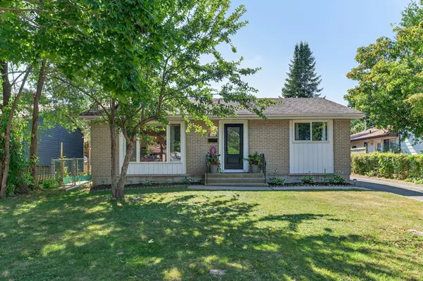 1284 WAVERLEY CRES, Kingston, ON K7M 6J6