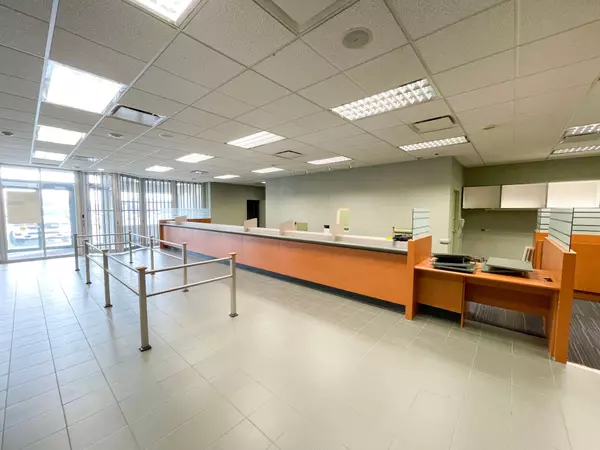 Tecumseh, ON N8N 1L7,11846 Tecumseh RD E #1