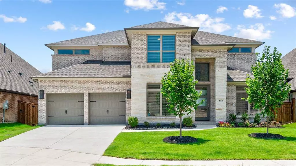 1305 Jaunty View Drive, Forney, TX 75126